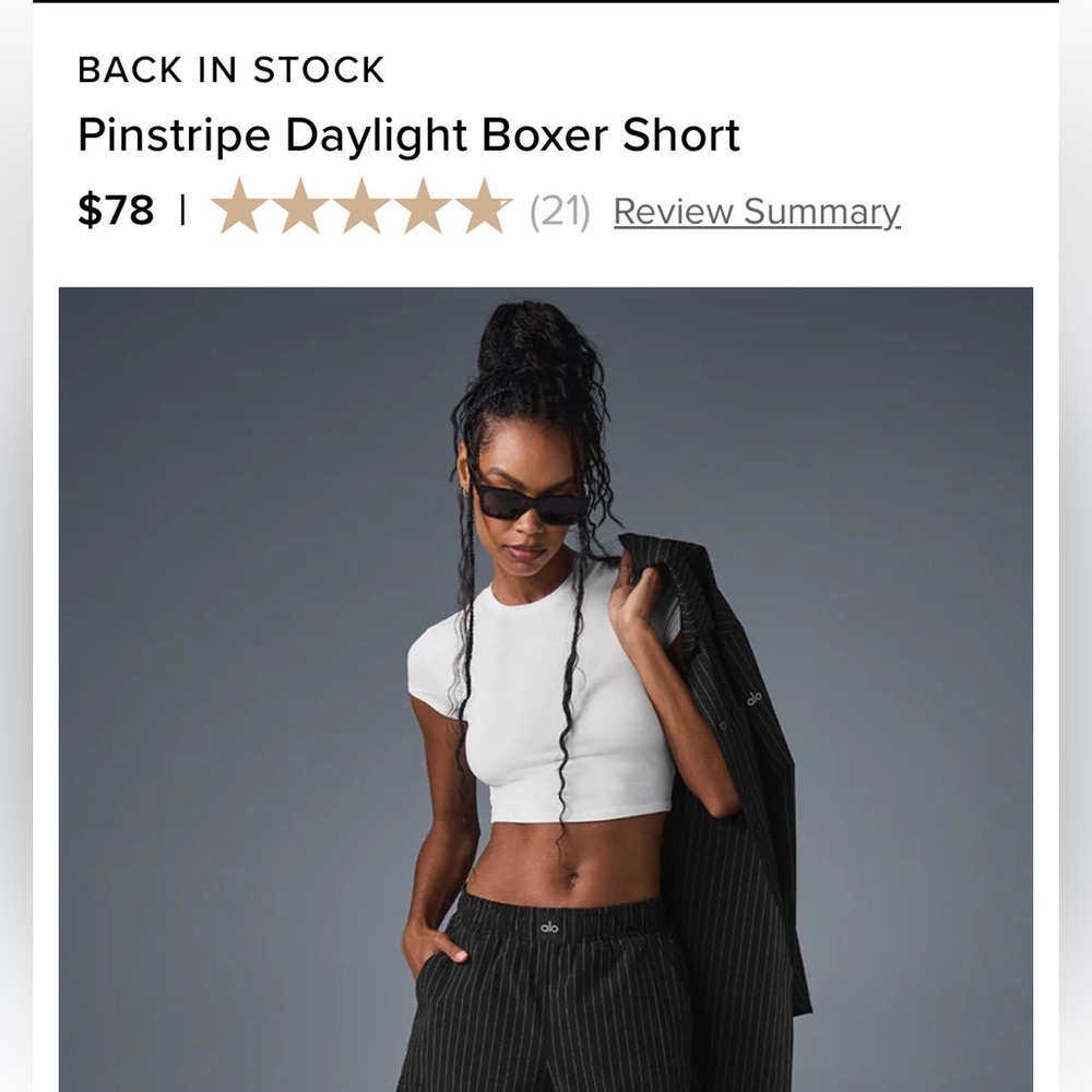 NWT ALO Yoga High Waist Pinstripe Daylight Boxer Short in Black/Titanium Size XS - Picture 9 of 9